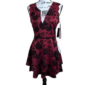 City Studio Burgundy Dress fit flare sleeveless dress size 7/8 baddie streetwear